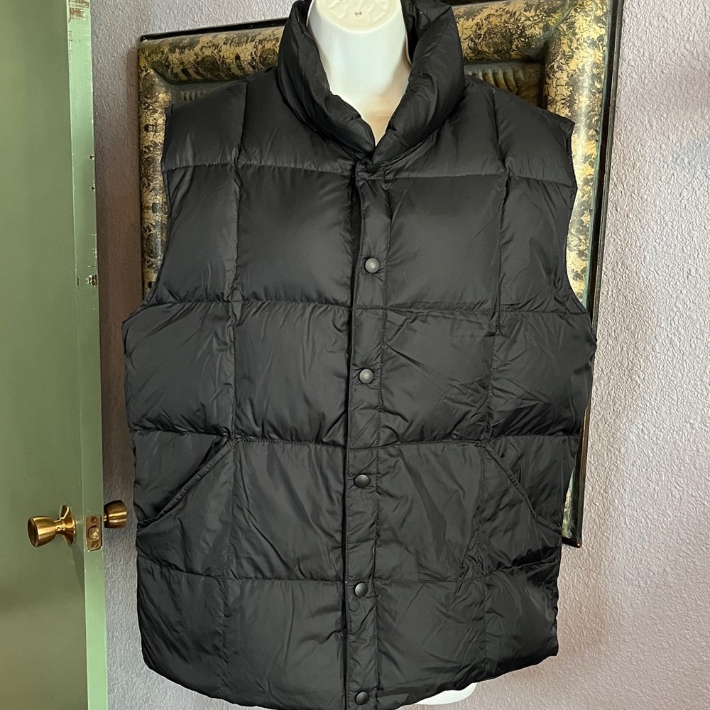 EUC Lands' End Down Black Down Quilted Puffer Snap Button Vest Mens M